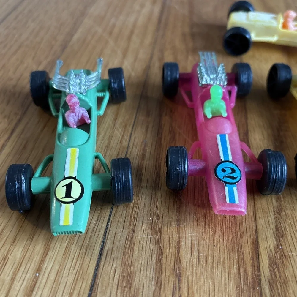 VINTAGE UNBRANDED FORMULA 1 RACE CAR Lot Of 6 PLASTIC‎  4